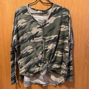 Women’s Long Sleeve - Tie in front! Brand: Wanna B - Size: Sm/Md - Color: Camo